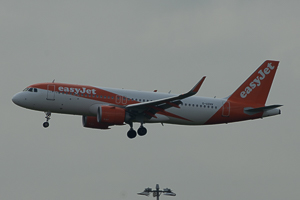 G-UZHV